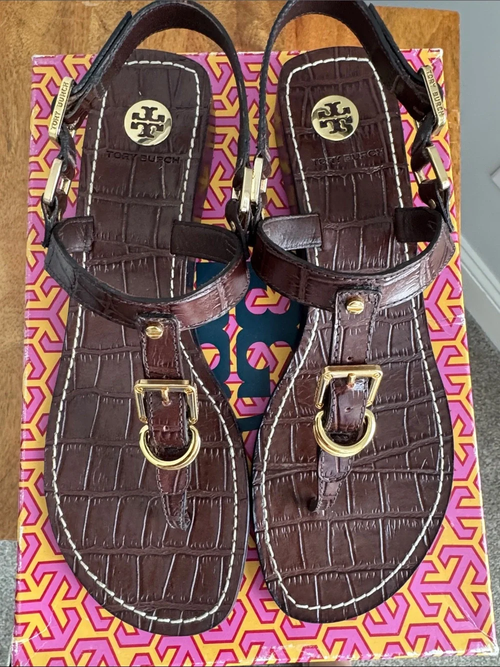 Tory Burch Trent Wedge-Shiny America Sandal - Wood Brown, Size 9 - Picture 4 of 8